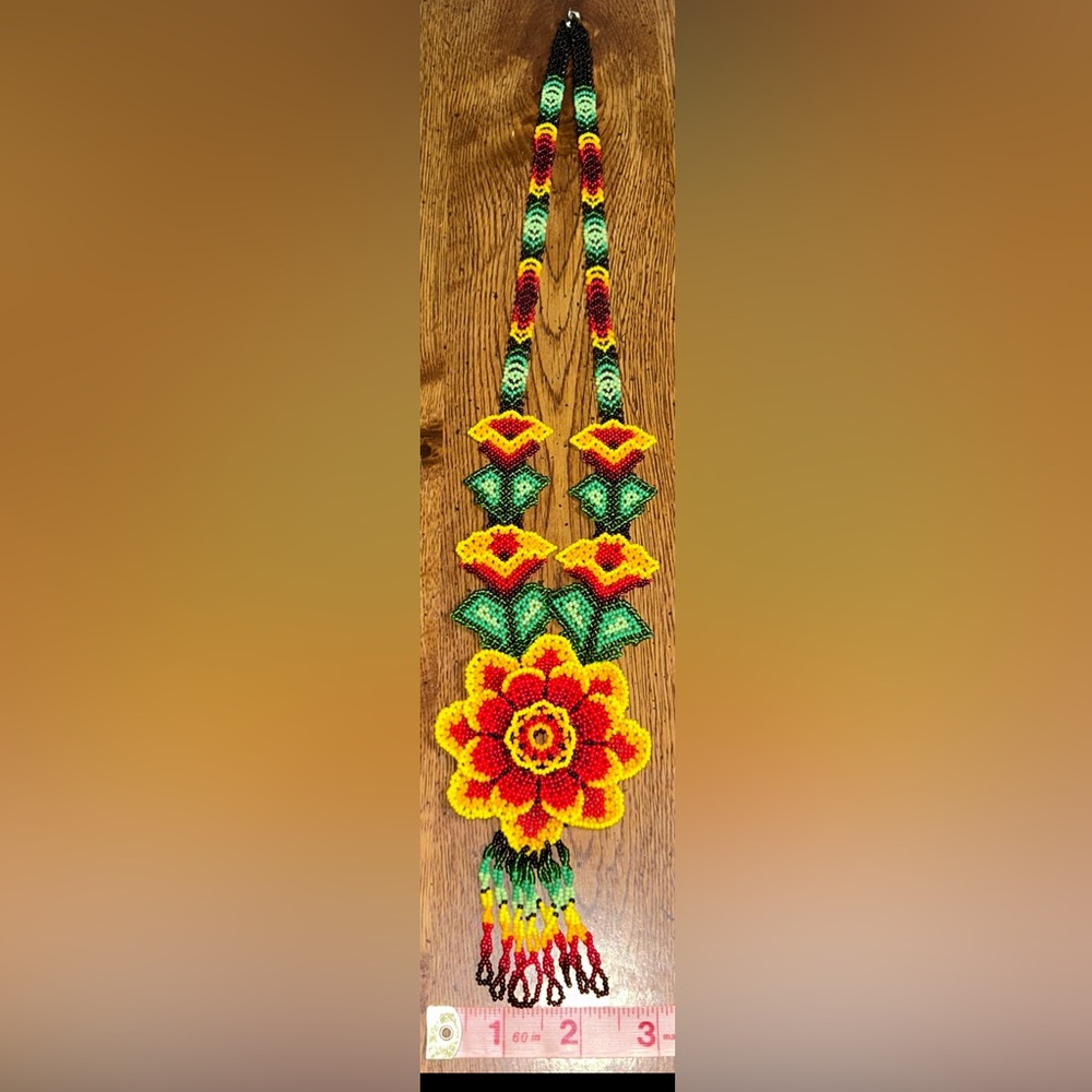 Artisan 3D Flower Blooming Sequence Glass Seed Bead Necklace - Picture 8 of 9